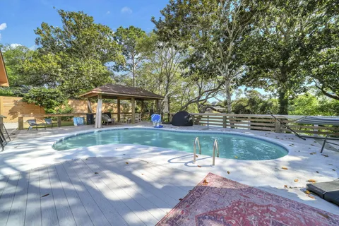 $839,000 | 702 North Lakeside Drive, Destin, FL 32541