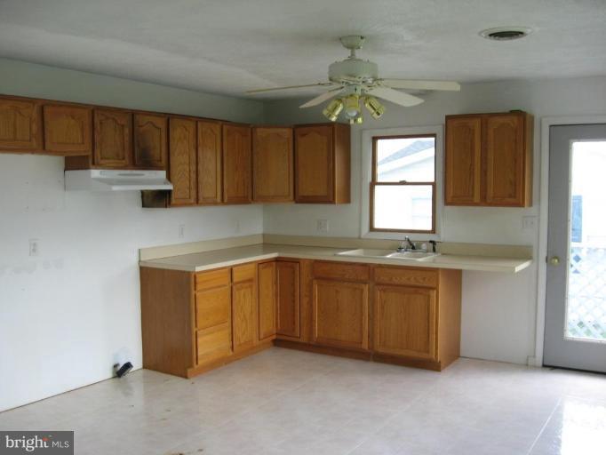 303 West 6th Avenue Ranson, WV 25438 - Photo 2 of 8 Kitchen