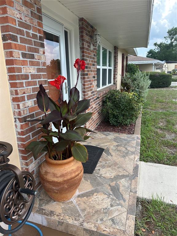 1117 Newhope Road Spring Hill, FL 34606 - Photo 2 of 27