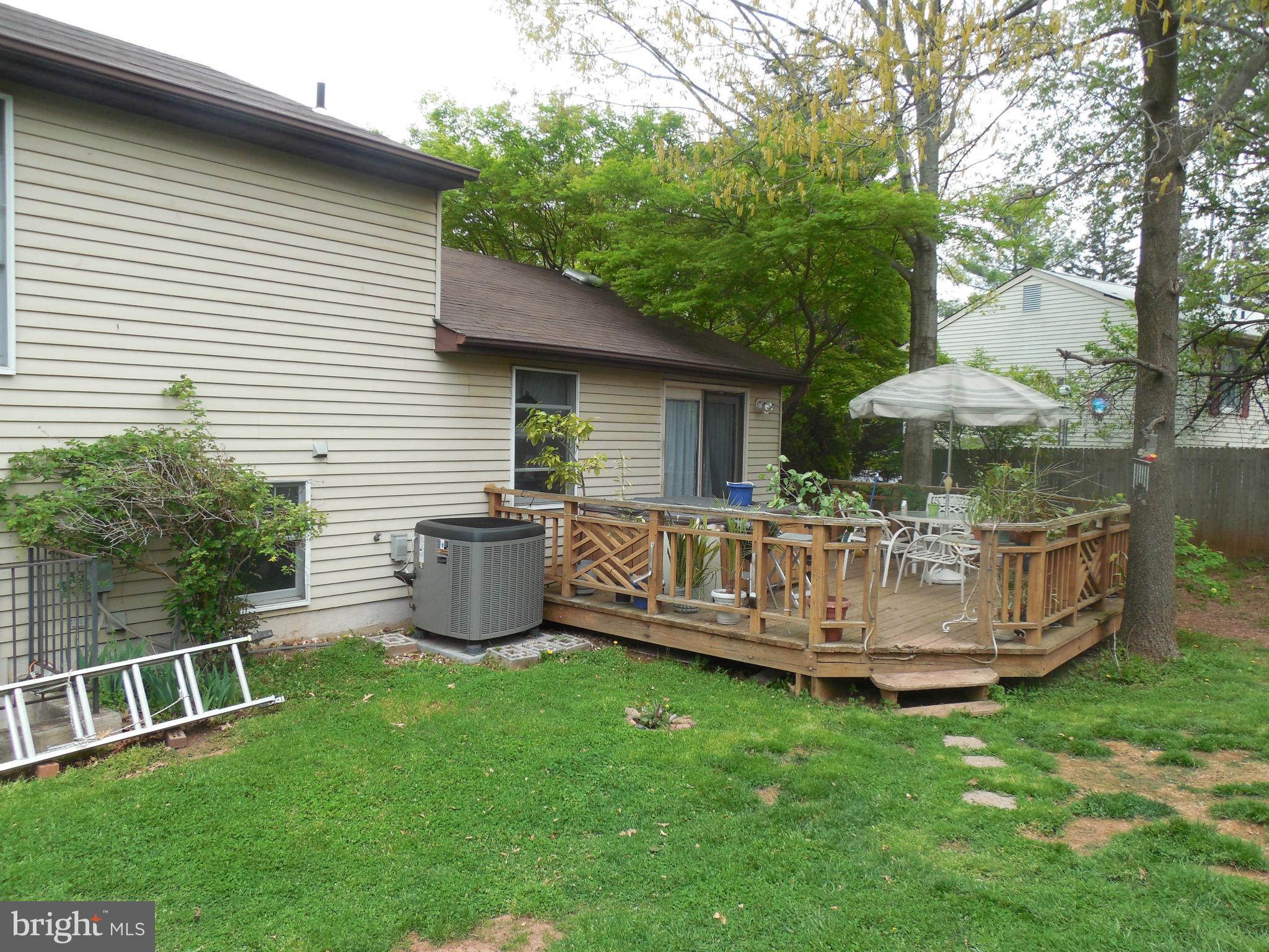 1336 Hillcrest Drive Frederick, MD 21703 - Photo 19 of 21 Exterior (Rear)