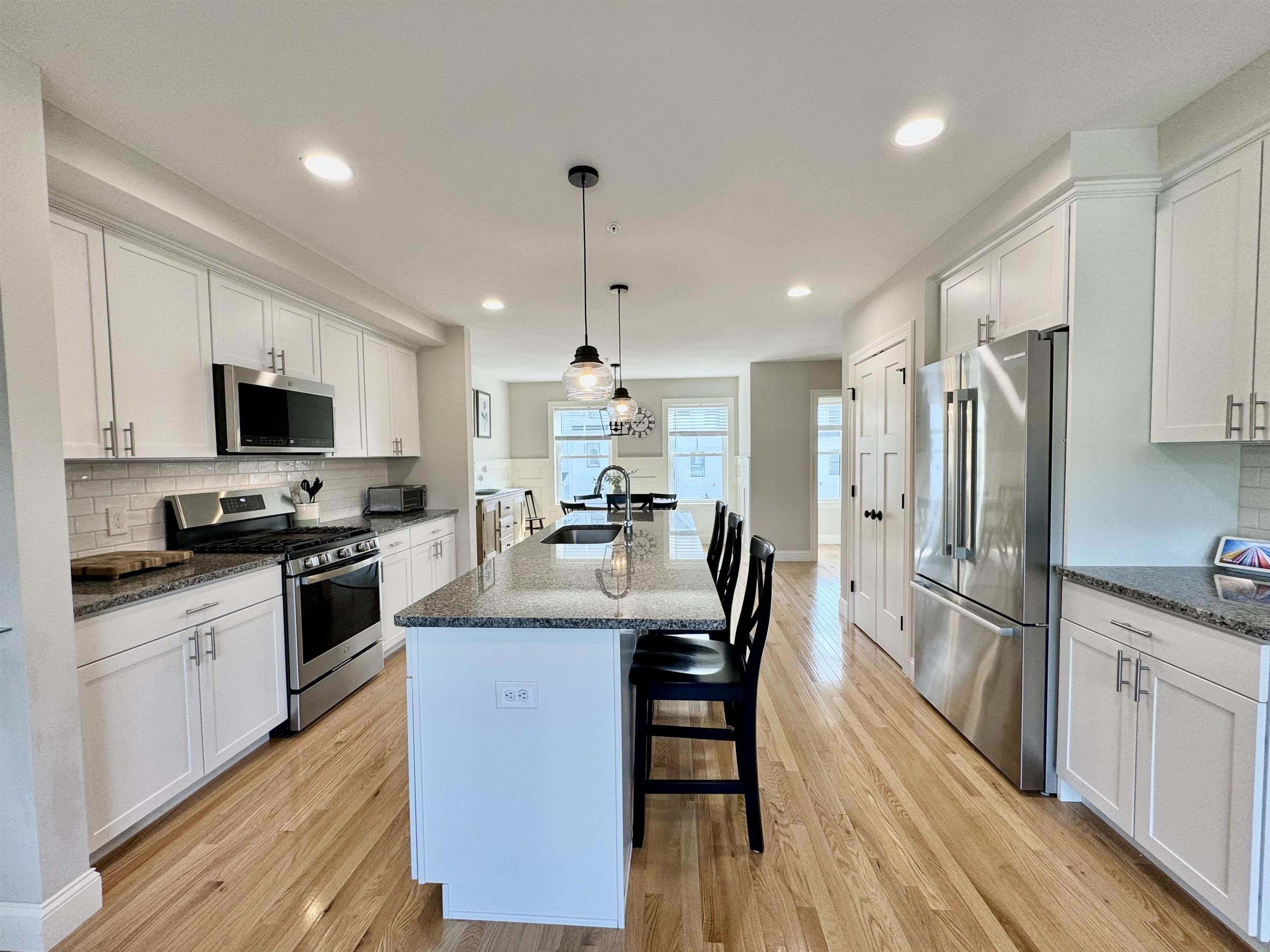 52 Northfield Drive, Unit E3 Dover, NH 03820 - Photo 4 of 26