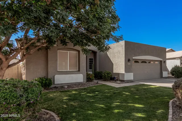 $550,000 | 3904 South Sinova Avenue, Gilbert, AZ 85297