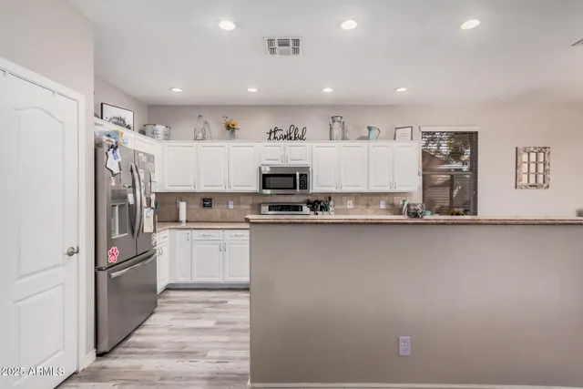 $550,000 | 3904 South Sinova Avenue, Gilbert, AZ 85297