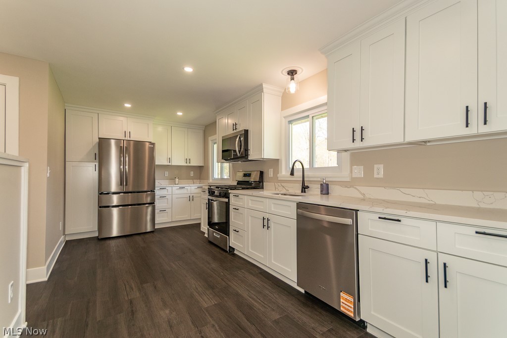 8839 Billings Road Kirtland, OH 44094 - Photo 3 of 35