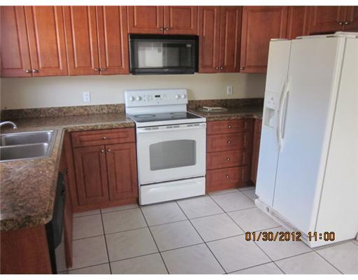 9441 Boca Gardens Circle South, Unit B Boca Raton, FL 33496 - Photo 6 of 18 Additional Photo