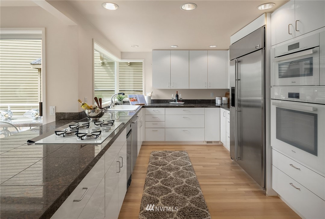 3501 East Terrace Street Seattle, WA 98122 - Photo 12 of 33