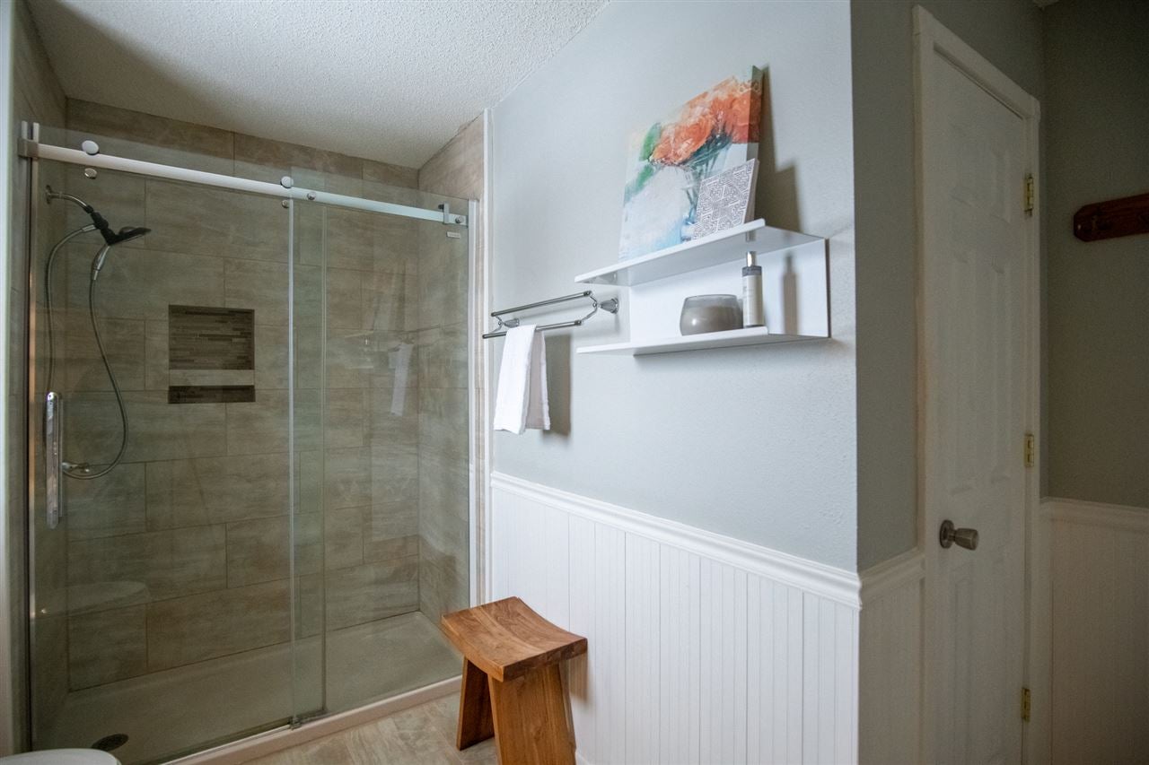 6909 West Park Road Northeast Cedar Rapids, IA 52402 - Photo 19 of 39 Gallery Image 19