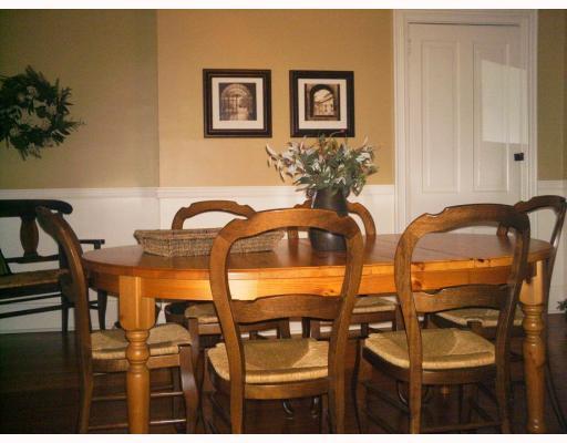 564 River Road Beaver, PA 15009 - Photo 4 of 9 Dining Room.