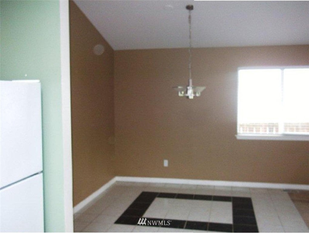 1230 Maple Street Everett, WA 98201 - Photo 4 of 13 Gallery Image 4