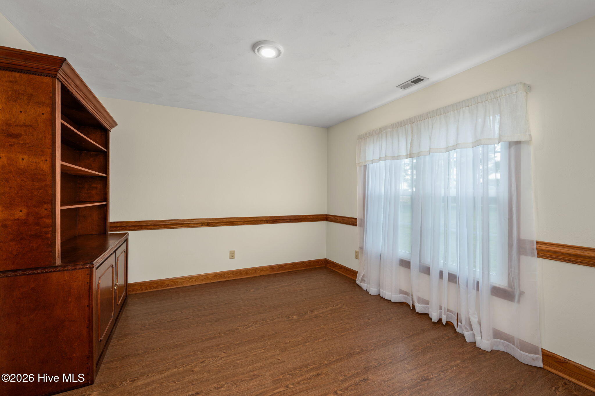 813 Puddin Ridge Road Moyock, NC 27958 - Photo 14 of 49 Dining Room, Formal Dining or flex office