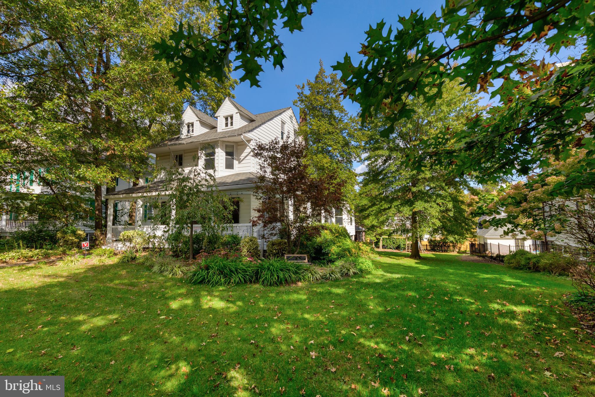 205 Woodlawn Road Baltimore, MD 21210 - Photo 3 of 40