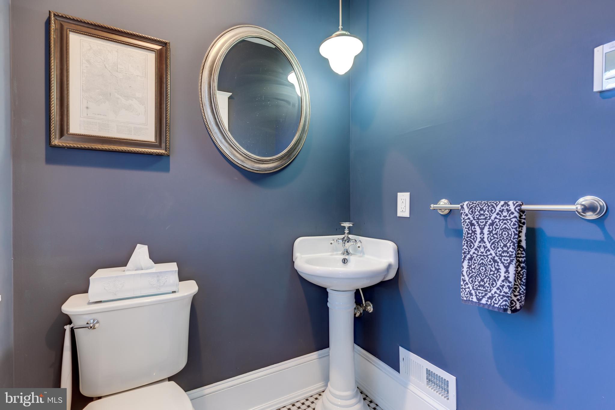 205 Woodlawn Road Baltimore, MD 21210 - Photo 21 of 40