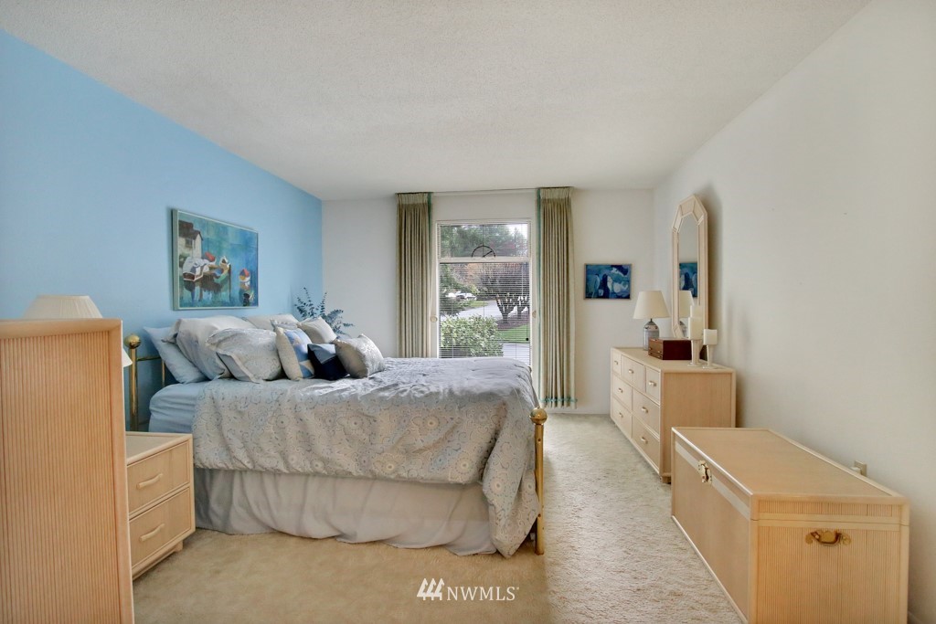 9029 Ridgeview Circle West University Place, WA 98466 - Photo 13 of 24 Gallery Image 13