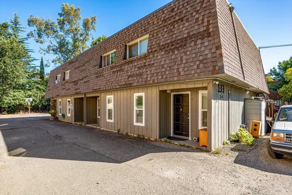 $1,350,000 | 133 Agua Caliente Road West, Sonoma, CA 95476