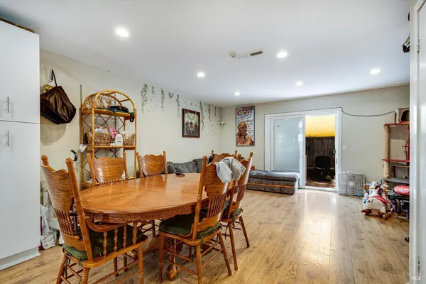 $1,350,000 | 133 Agua Caliente Road West, Sonoma, CA 95476