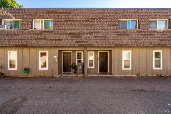$1,350,000 | 133 Agua Caliente Road West, Sonoma, CA 95476