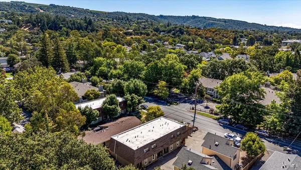$1,350,000 | 133 Agua Caliente Road West, Sonoma, CA 95476