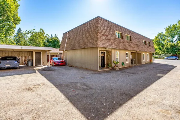 $1,350,000 | 133 Agua Caliente Road West, Sonoma, CA 95476