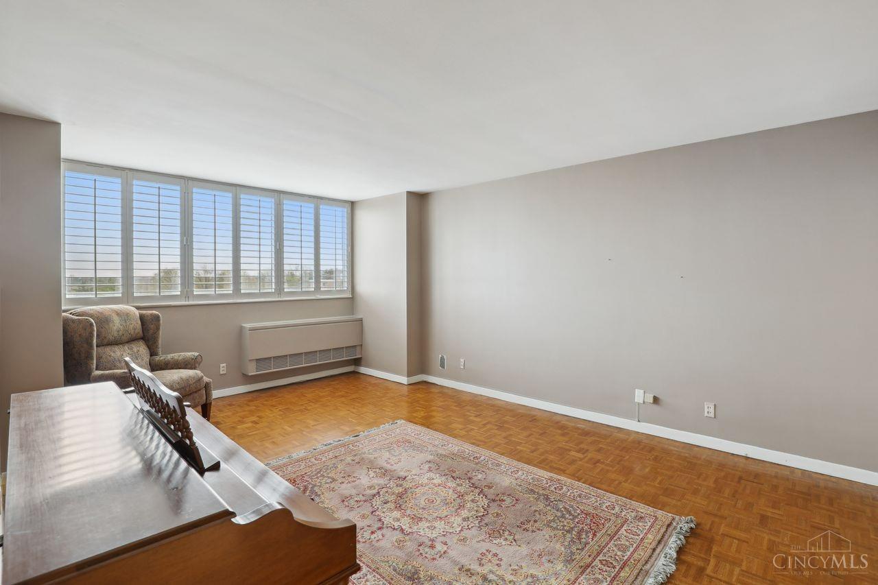 2324 Madison Road, Unit 707 Cincinnati, OH 45208 - Photo 23 of 36 Gallery Image 23