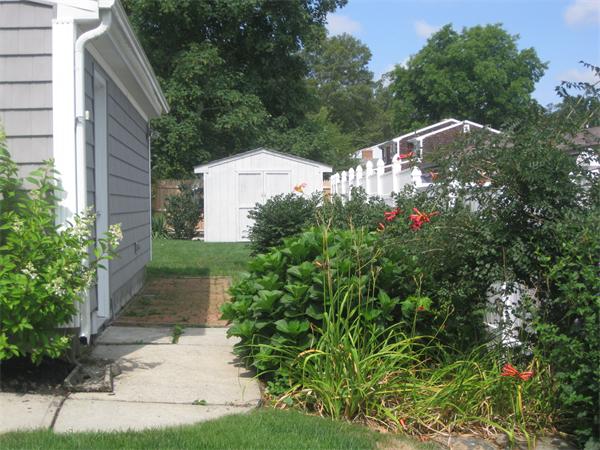 31 Apache Road Somerset, MA 02726 - Photo 30 of 30 Gallery Image 30