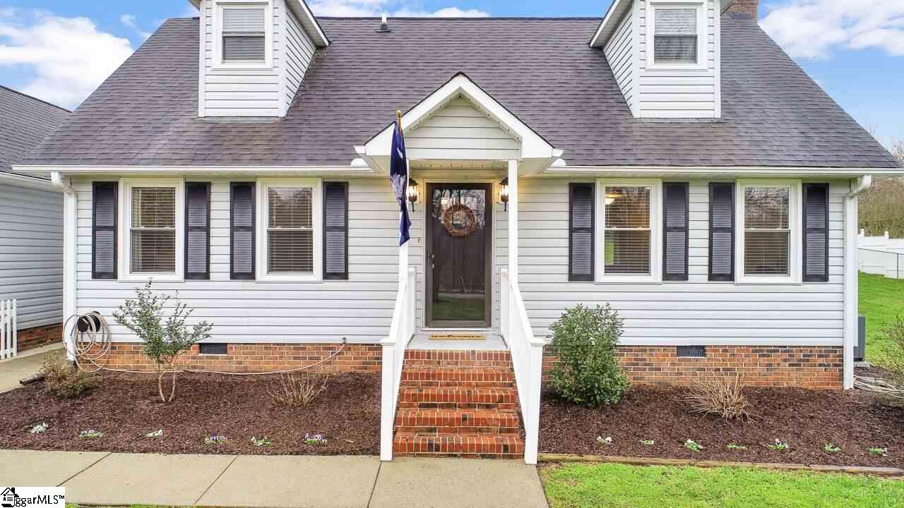618 Spearman Road Pelzer, SC 29669 - Photo 3 of 32