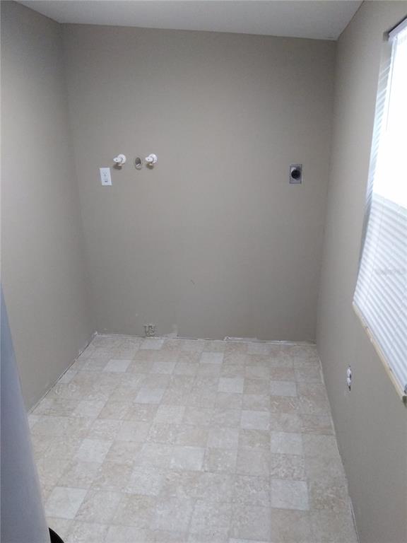 910 9th Avenue Southwest Largo, FL 33770 - Photo 19 of 38