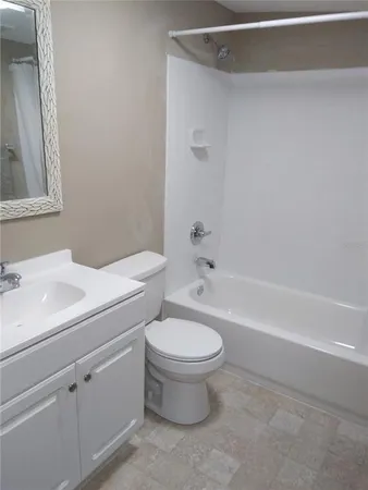 $2,300 | 910 9th Avenue Southwest, Largo, FL 33770