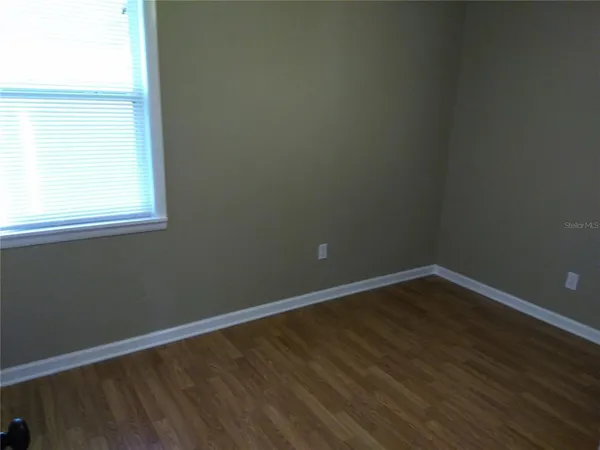 $2,300 | 910 9th Avenue Southwest, Largo, FL 33770