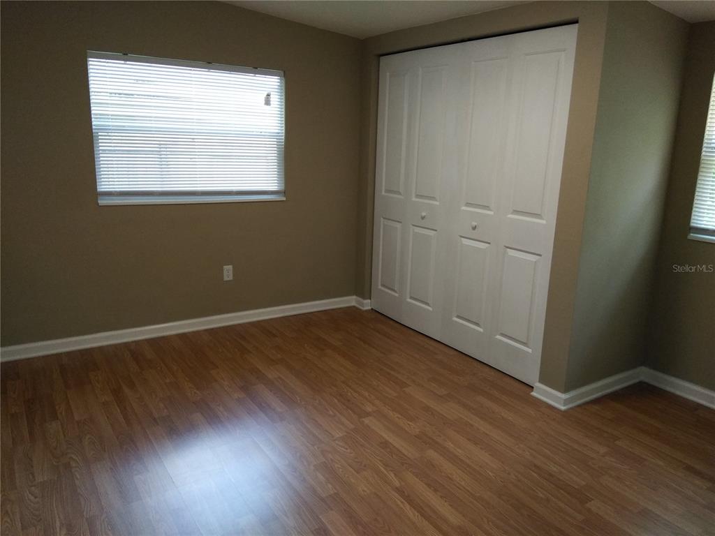 910 9th Avenue Southwest Largo, FL 33770 - Photo 29 of 38