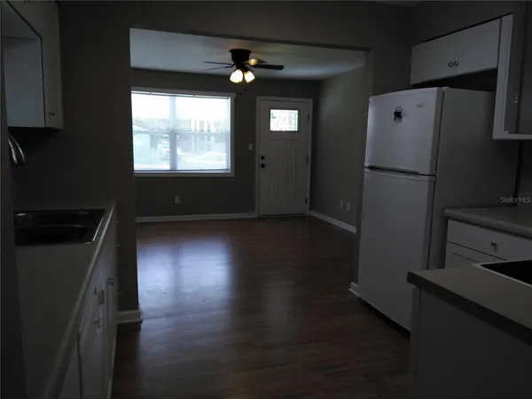 $2,300 | 910 9th Avenue Southwest, Largo, FL 33770