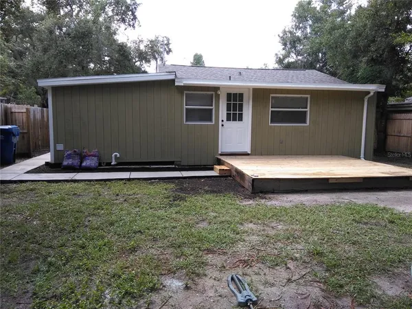 $2,300 | 910 9th Avenue Southwest, Largo, FL 33770