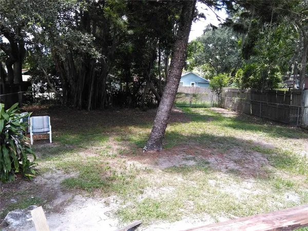 $2,300 | 910 9th Avenue Southwest, Largo, FL 33770