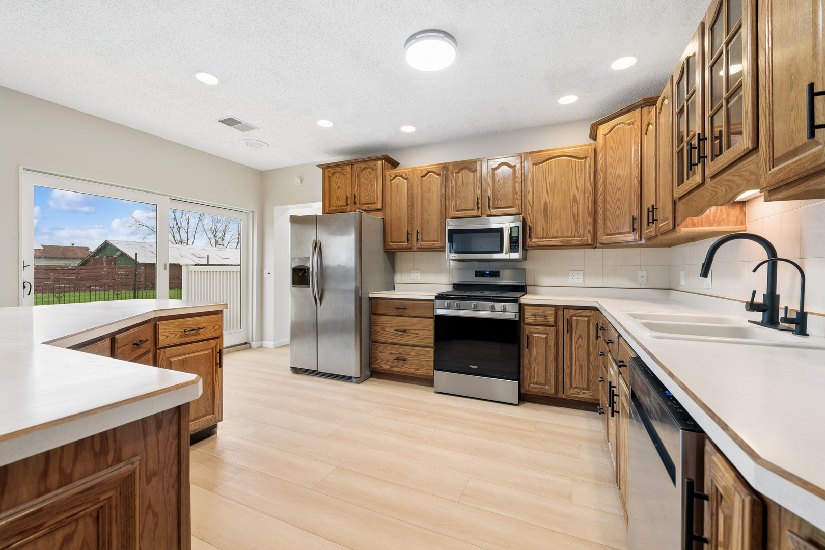 1430 North 30th Road Ottawa, IL 61350 - Photo 9 of 29