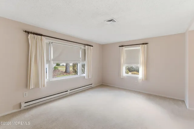 $339,900 | 412 C Oxford Lane, Unit 412C, Monroe Township, NJ 08831