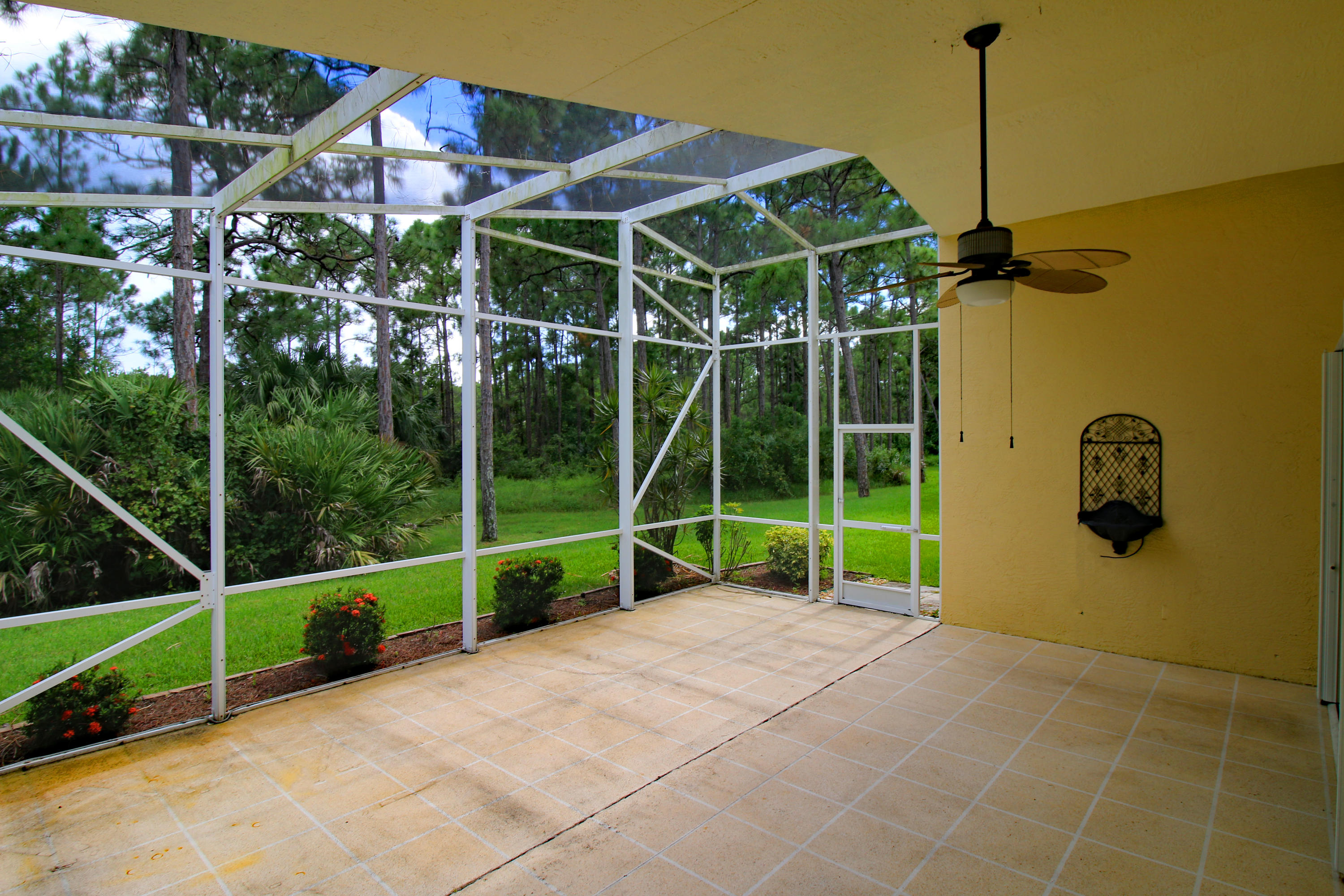 337 Springview Loop Port St. Lucie, FL 34986 - Photo 13 of 48 Patio 2