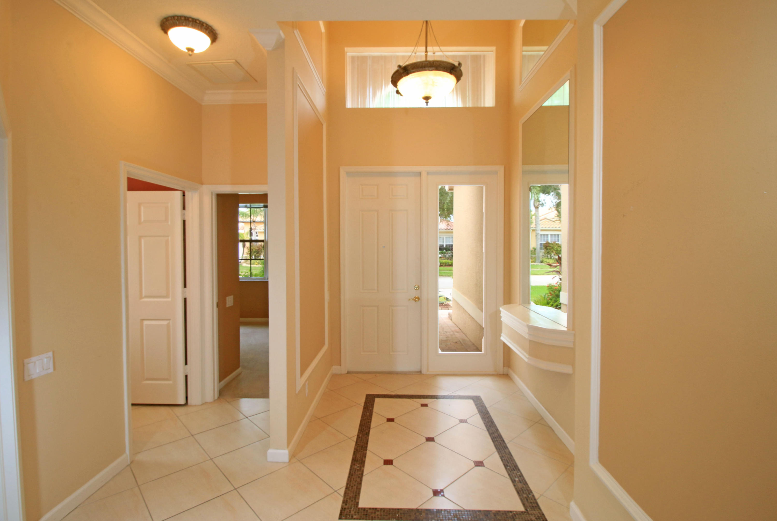 337 Springview Loop Port St. Lucie, FL 34986 - Photo 18 of 48 Entryway