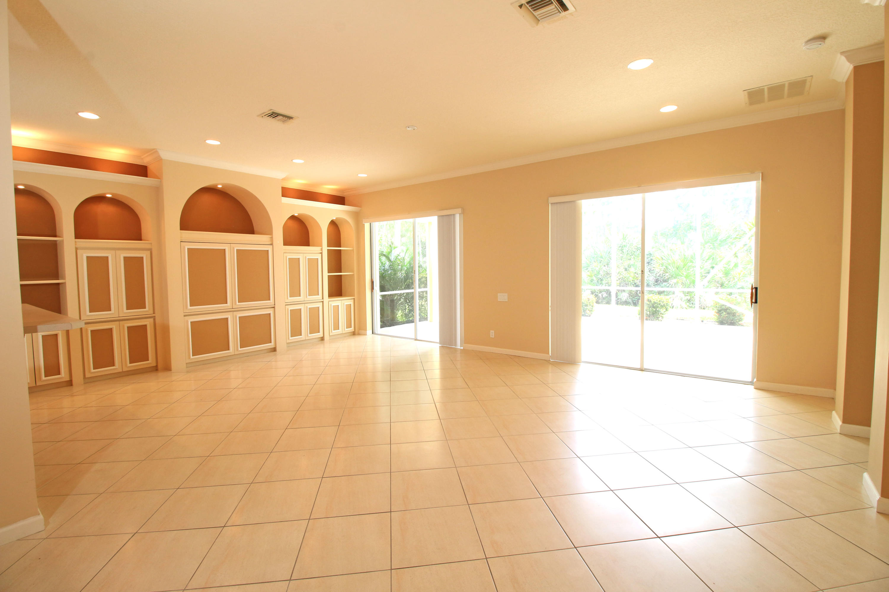337 Springview Loop Port St. Lucie, FL 34986 - Photo 22 of 48 Great Room 2
