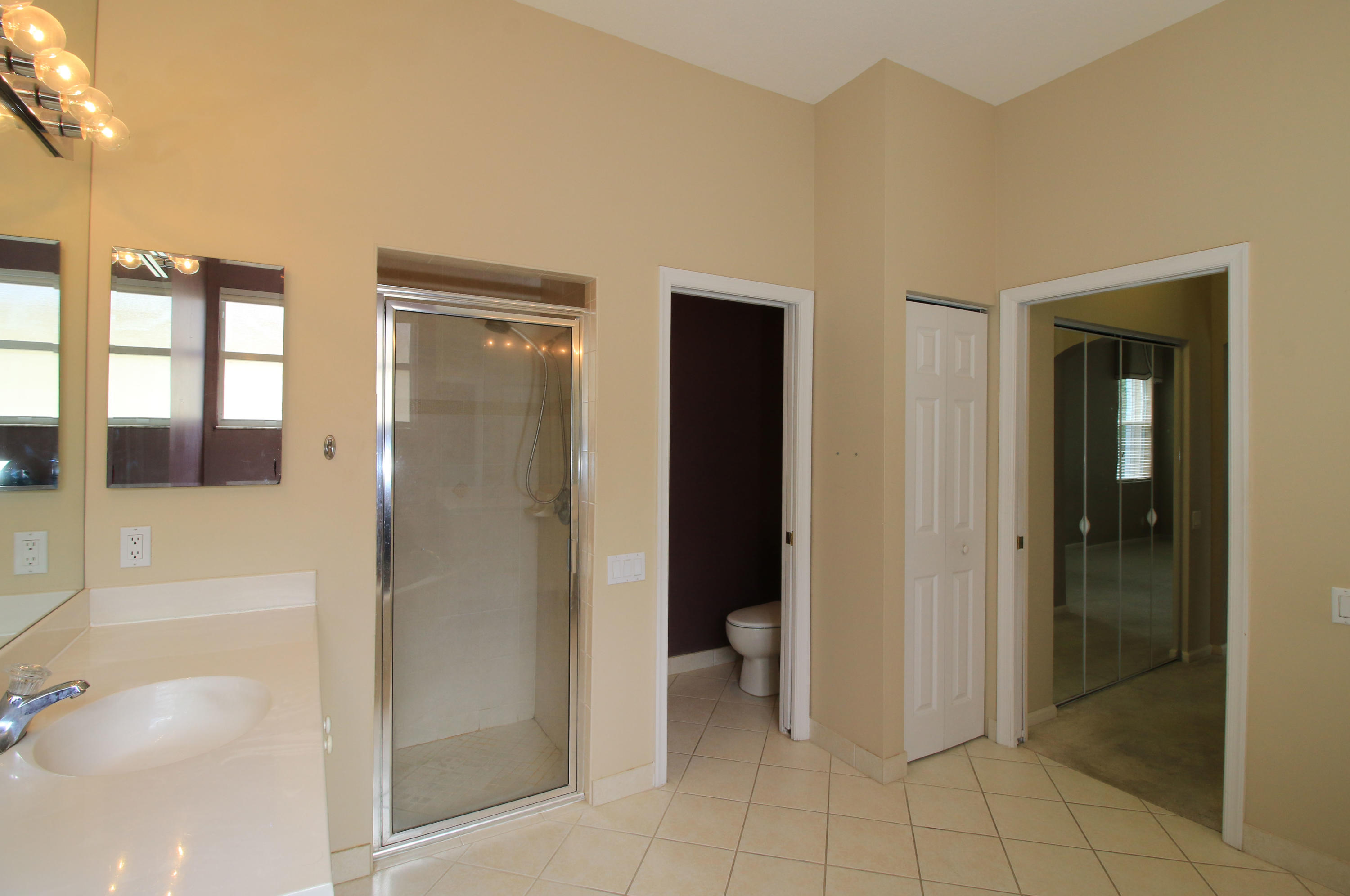 337 Springview Loop Port St. Lucie, FL 34986 - Photo 36 of 48 Master Bath