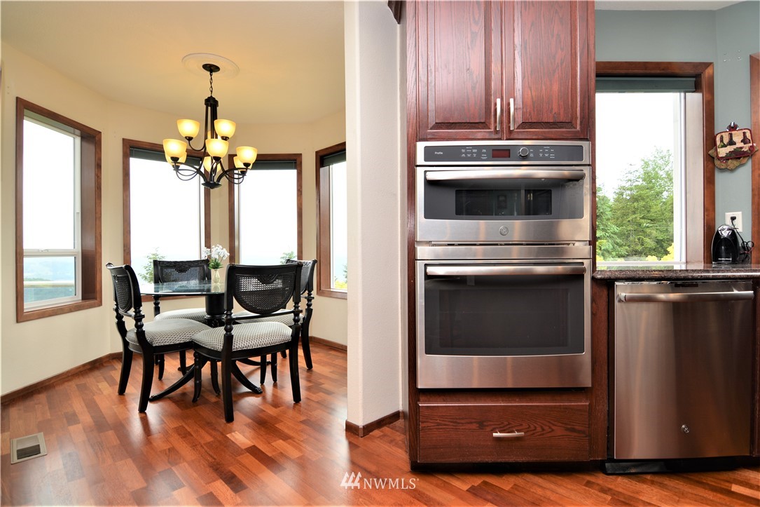 126 East Raven Ridge Road Kelso, WA 98626 - Photo 15 of 40 Gallery Image 15