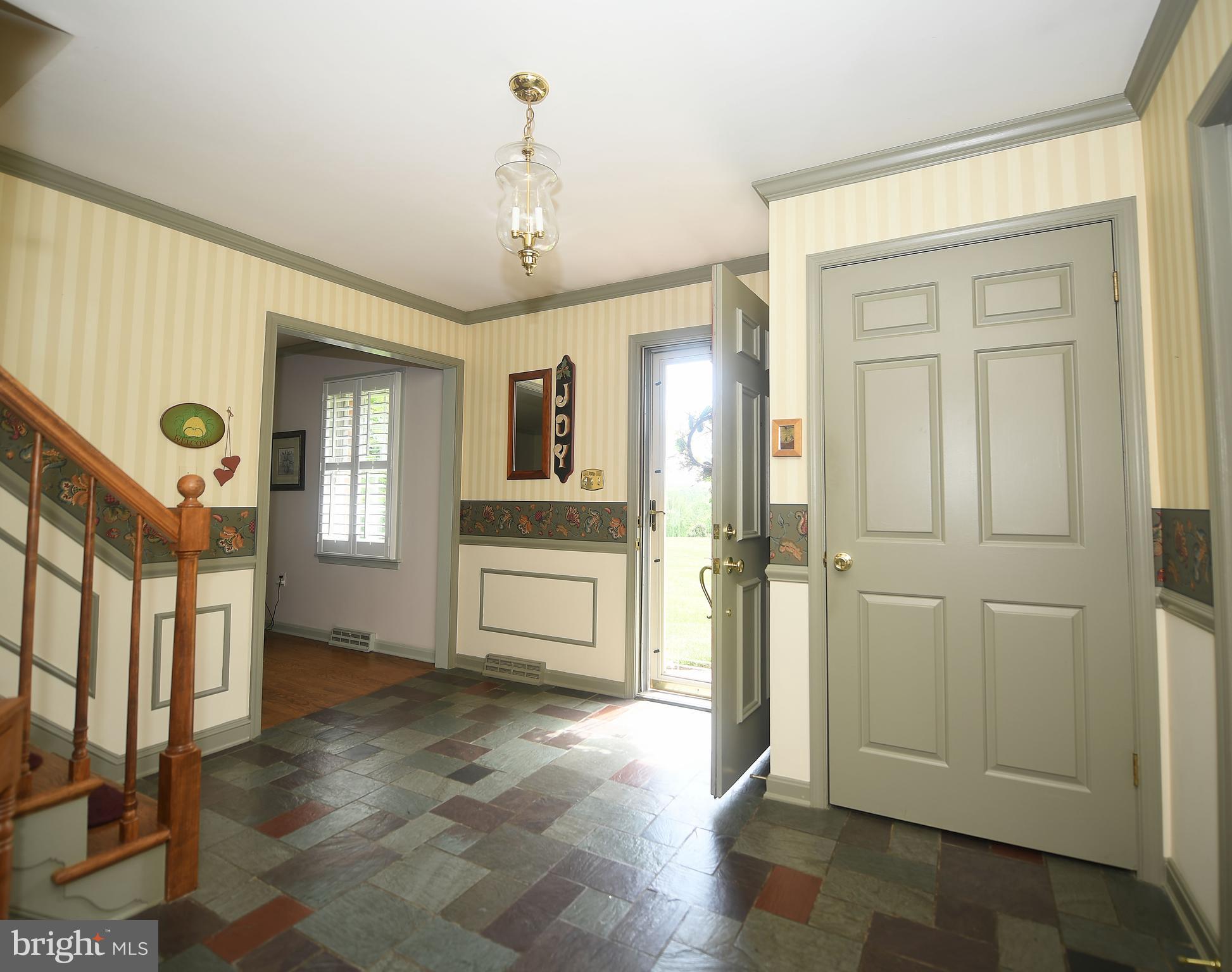 605 East Wheel Road Abingdon, MD 21009 - Photo 5 of 50 Entry Foyer