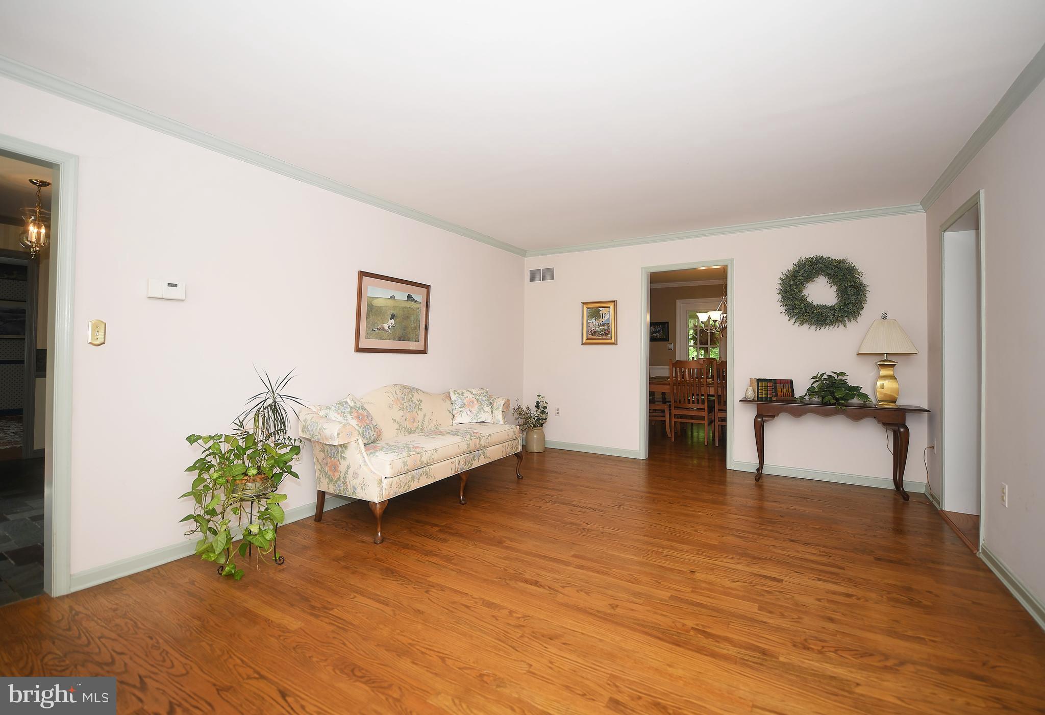 605 East Wheel Road Abingdon, MD 21009 - Photo 7 of 50 Formal Living Room
