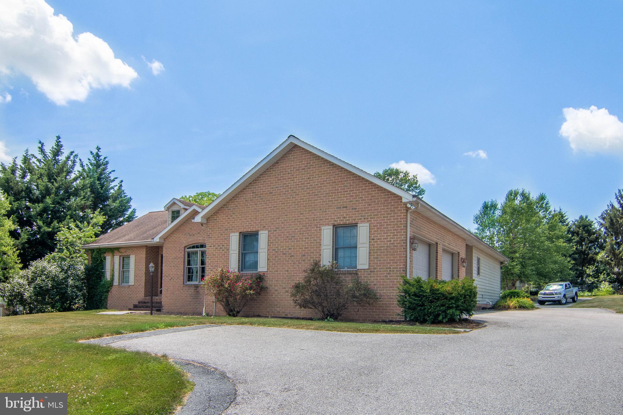 2660 Joppa Road York, PA 17403 - Photo 3 of 42 Gallery Image 3