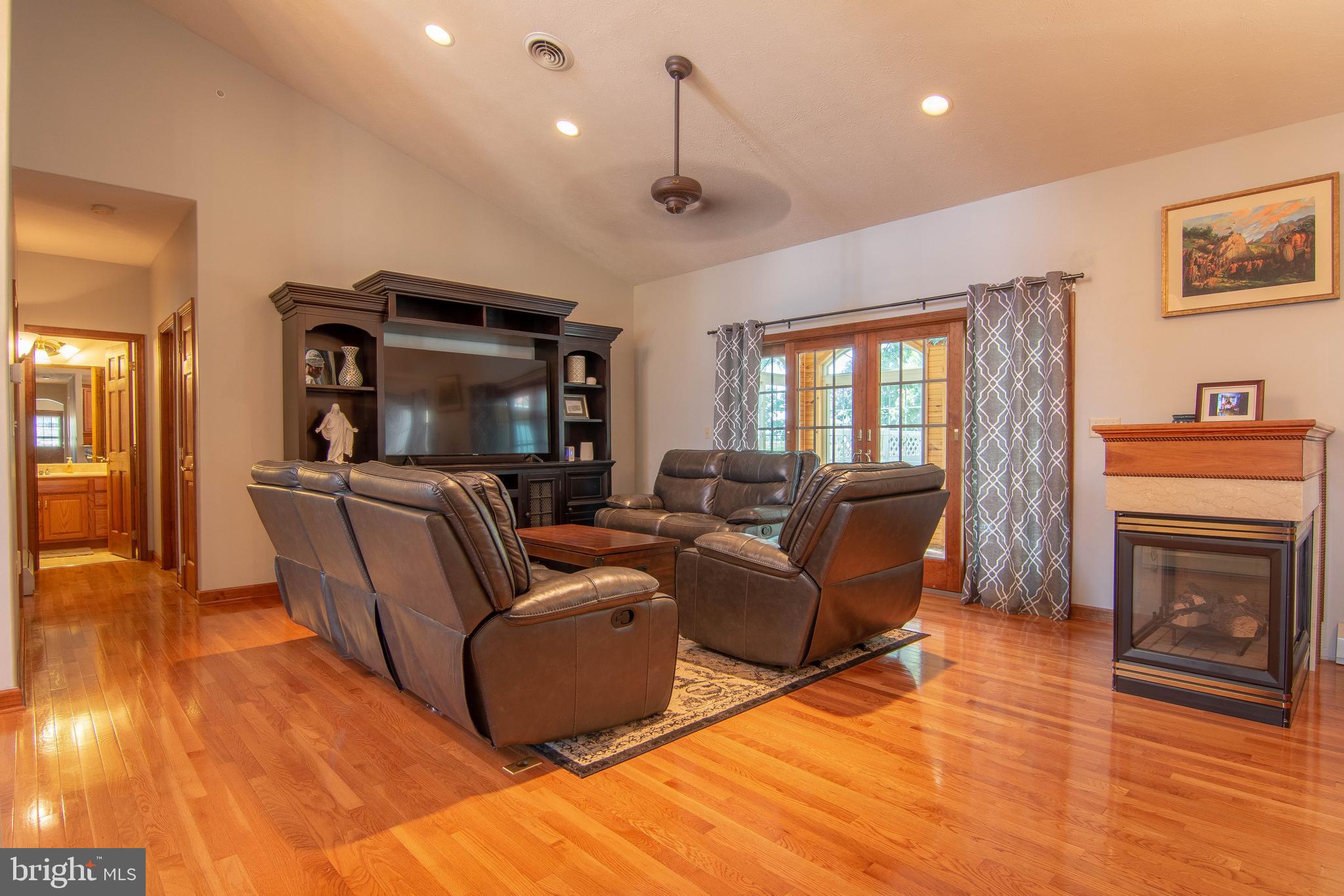 2660 Joppa Road York, PA 17403 - Photo 7 of 42 Gallery Image 7