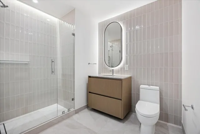 $8,999 | 610 Davis Street, Unit 5007, Austin, TX 78701