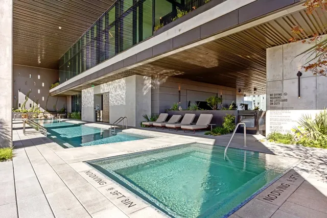 $8,999 | 610 Davis Street, Unit 5007, Austin, TX 78701