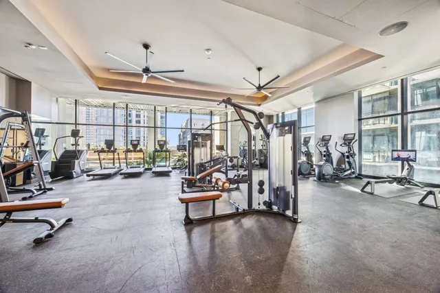 $8,999 | 610 Davis Street, Unit 5007, Austin, TX 78701