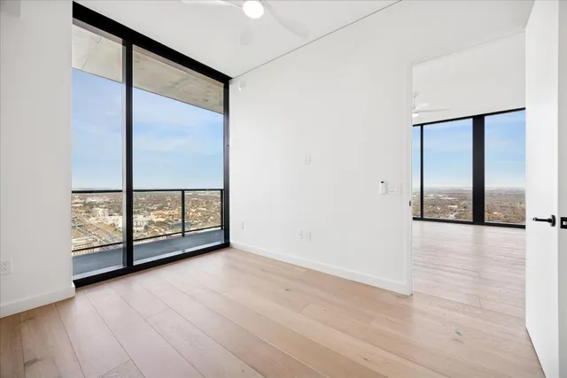 $8,999 | 610 Davis Street, Unit 5007, Austin, TX 78701