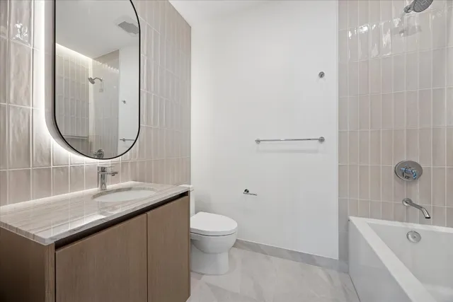 $8,999 | 610 Davis Street, Unit 5007, Austin, TX 78701