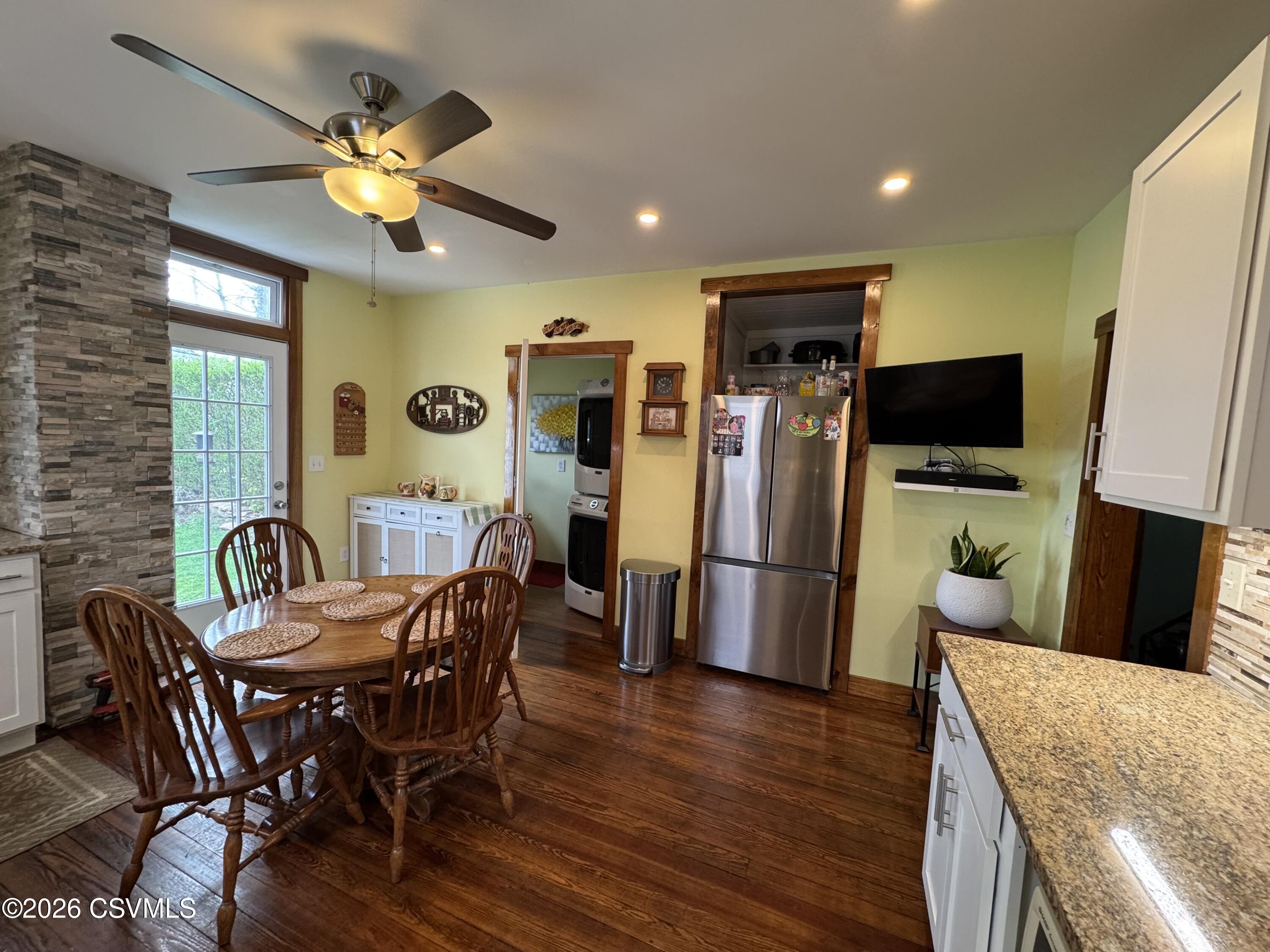 23 West Clay Avenue Hazleton, PA 18202 - Photo 6 of 8