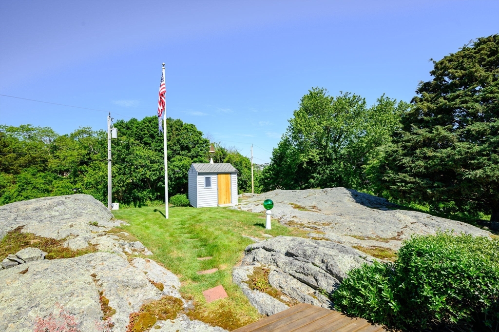 22 Wyola Road Hull, MA 02045 - Photo 5 of 34